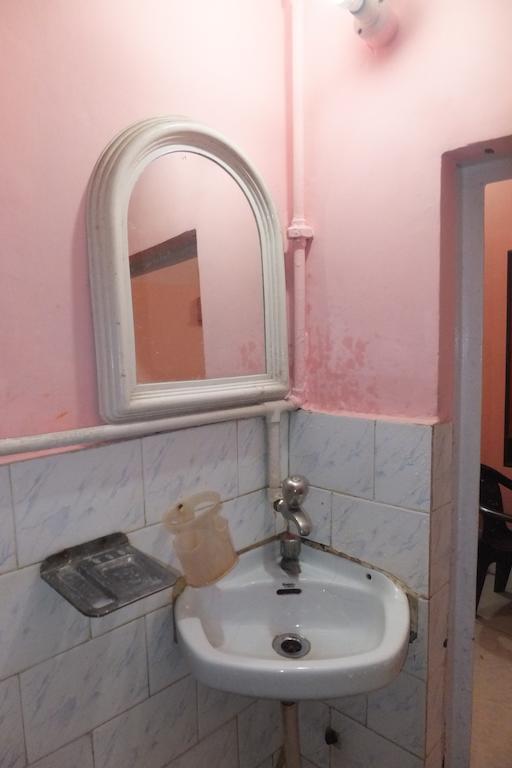 Hotel Amit Inn Patna  Rom bilde